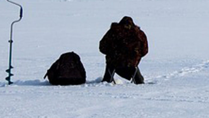 IceFishing-Michigan-AnnArbor
