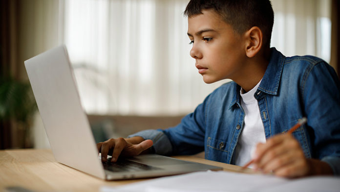 web-stock-online-learning-b-x-1024