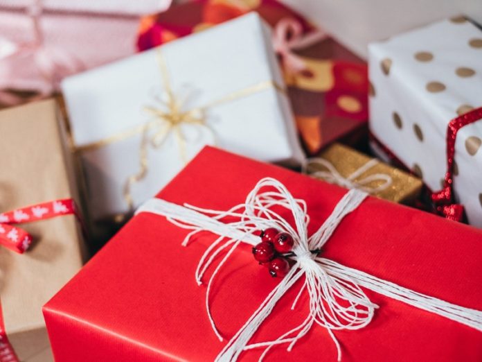 gift-giving-guide